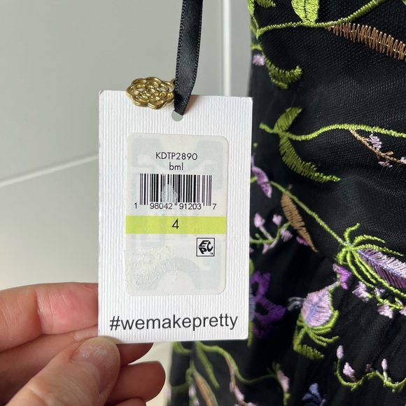 NWT Kensie Embroidered Mesh Cocktail Dress Size 4 - Picture 9 of 16